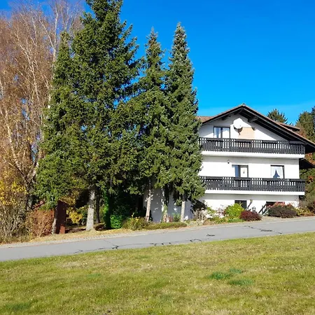 Am Sonnenberg 아파트 *